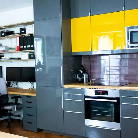 Pleasant Near The Montparnasse Tower Apartment *
