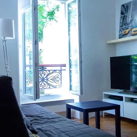 Pleasant Near The Montparnasse Tower * Paris