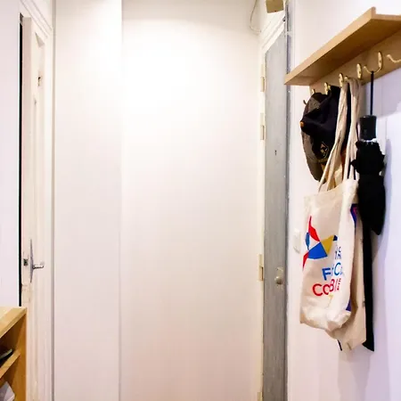 Apartment Pleasant Near The Montparnasse Tower Paris